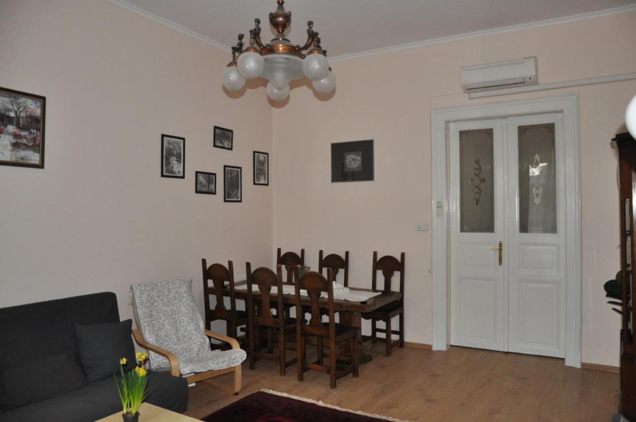 Matyas House In The City Center Budapest Luaran gambar